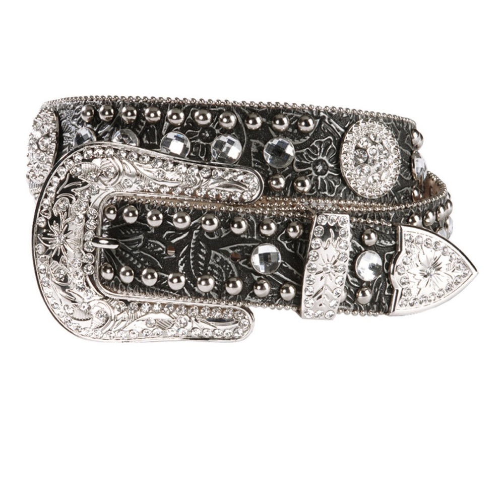 Blazin Roxx black tooled concho belt